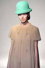 ガーリーでノスタルジックな花柄の世界 - sunaokuwahara(スナオクワハラ) 2012年春夏コレクション｜写真39