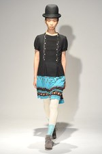 ガーリーでノスタルジックな花柄の世界 - sunaokuwahara(スナオクワハラ) 2012年春夏コレクション｜写真81