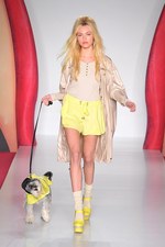 海辺で夏を楽しむためのポップでファンシーなスタイル - マルベリー(MULBERRY) 2012年春夏コレクション｜写真5