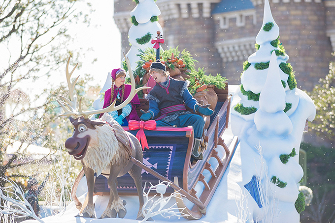 東京ディズニーランド アナとエルサのフローズンファンタジー 新プロジェクションマッピングも ファッションプレス