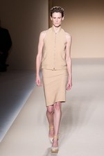 砂漠にインスパイアされたカラーと近未来的なシルエット - マックスマーラ(MaxMara) 2012年春夏コレクション｜写真2