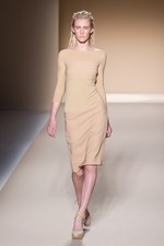 砂漠にインスパイアされたカラーと近未来的なシルエット - マックスマーラ(MaxMara) 2012年春夏コレクション｜写真3