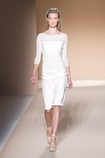 砂漠にインスパイアされたカラーと近未来的なシルエット - マックスマーラ(MaxMara) 2012年春夏コレクション｜写真21