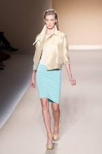 砂漠にインスパイアされたカラーと近未来的なシルエット - マックスマーラ(MaxMara) 2012年春夏コレクション｜写真52