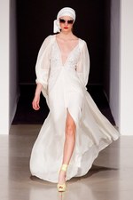 キャサリン妃の妹ピッパ・ミドルトンもフロントロウで見守った テンパリーロンドン(Temperley London) 2012年春夏コレクション｜写真9