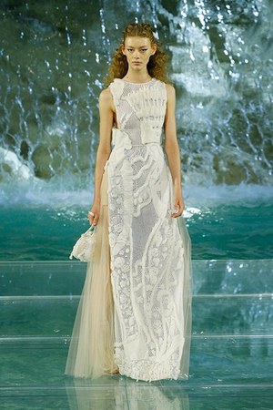 フェンディ オートクチュール(FENDI Haute Couture) 2016-17年秋冬 ウィメンズコレクション  - 写真42