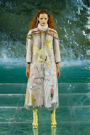 フェンディ オートクチュール(FENDI Haute Couture) 2016-17年秋冬 ウィメンズコレクション  - 写真43