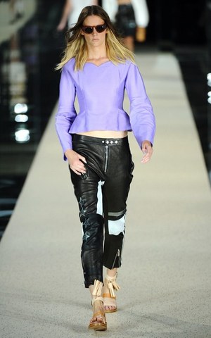 モロッコテイストでミニマルスタイルを新鮮にアレンジ - アクネ(Acne)、2012年春夏ウィメンズコレクション｜写真4