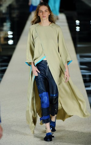 モロッコテイストでミニマルスタイルを新鮮にアレンジ - アクネ(Acne)、2012年春夏ウィメンズコレクション｜写真14