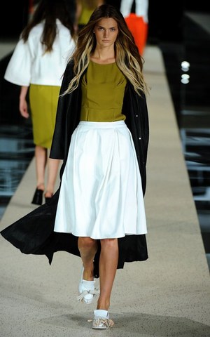 モロッコテイストでミニマルスタイルを新鮮にアレンジ - アクネ(Acne)、2012年春夏ウィメンズコレクション｜写真22