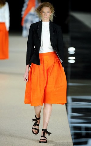 モロッコテイストでミニマルスタイルを新鮮にアレンジ - アクネ(Acne)、2012年春夏ウィメンズコレクション｜写真25