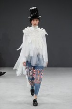 ヴィクター＆ロルフ 16年秋冬オートクチュールコレクション - 愛あるハンドメイドで振り返る過去｜写真15