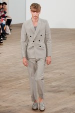 モダンなボヘミアンスタイルを演出した - トップマン デザイン(TOPMAN DESIGN)、2012年春夏コレクション｜写真1