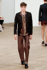 モダンなボヘミアンスタイルを演出した - トップマン デザイン(TOPMAN DESIGN)、2012年春夏コレクション｜写真22