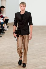 モダンなボヘミアンスタイルを演出した - トップマン デザイン(TOPMAN DESIGN)、2012年春夏コレクション｜写真24