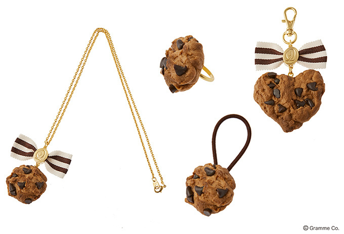 Q-pot.のコーヒータイムコレクション、チョコチップクッキーのネックレスやリング｜写真2