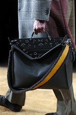 フェンディ、カスタムできるバッグストラップ「ストラップ ユー フェンディ、カスタムできるバッグストラップ「ストラップ ユー