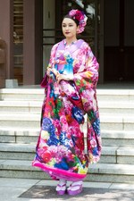 写真8/28｜蜷川実花による「M / mika ninagawa」のウエディング