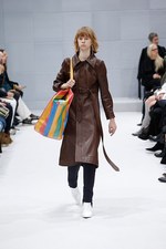 バレンシアガ(BALENCIAGA) バザール｜写真3