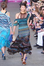 鳥のように羽ばたいていけそうな軽やかなドレスが印象的 - MISSONI(ミッソーニ) 2012年春夏コレクション｜写真11