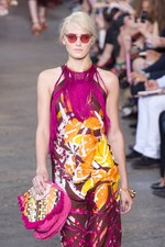 鳥のように羽ばたいていけそうな軽やかなドレスが印象的 - MISSONI(ミッソーニ) 2012年春夏コレクション｜写真29