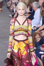 鳥のように羽ばたいていけそうな軽やかなドレスが印象的 - MISSONI(ミッソーニ) 2012年春夏コレクション｜写真31