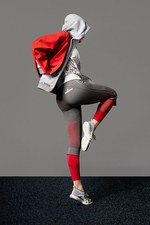 アディダス バイ ステラ・マッカートニー 16年秋冬コレクション - 躍動感溢れるフラワープリント｜写真9