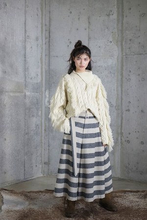 メゾン ミハラヤスヒロ(Maison MIHARA YASUHIRO) 2016-17年秋冬 ウィメンズコレクション  - 写真14