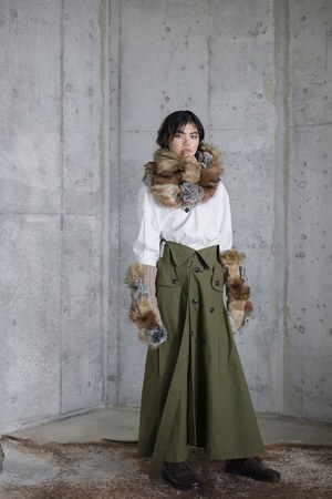 メゾン ミハラヤスヒロ(Maison MIHARA YASUHIRO) 2016-17年秋冬 ウィメンズコレクション  - 写真17