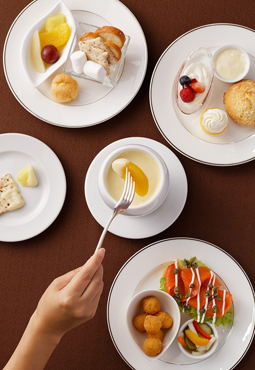 グランド ハイアット 福岡で“甘いチーズフォンデュ”のアフタヌーンティー、期間限定で提供 | 写真