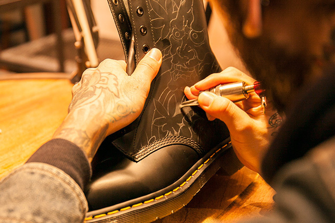 ドクターマーチン(Dr. Martens) 受胎告知｜写真13