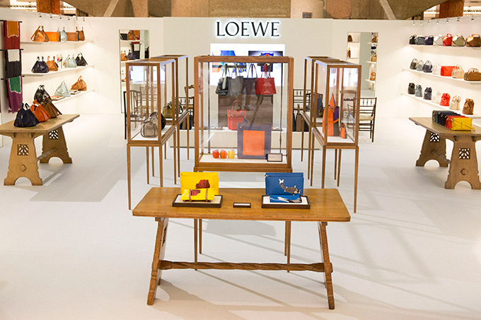 ロエベ(LOEWE) シグニチャー コレクション｜写真9