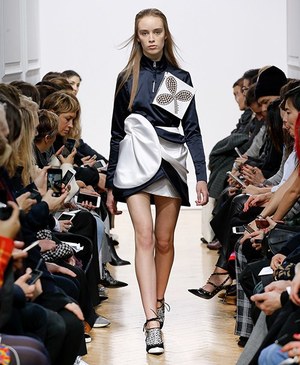 JW アンダーソン(JW Anderson) 2016-17年秋冬 ウィメンズコレクション  - 写真16