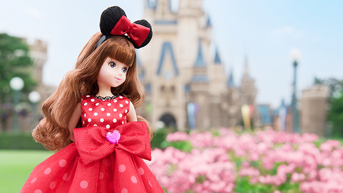 東京ディズニーリゾート初の「ファッションドール」ミニーやデイジー、アリスをモチーフにした洋服