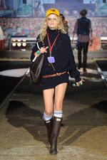 泥まみれで楽しむフリーマインドなロックフェスティバル - ディースクエアード(DSQUARED2)、2012年春夏コレクション｜写真30