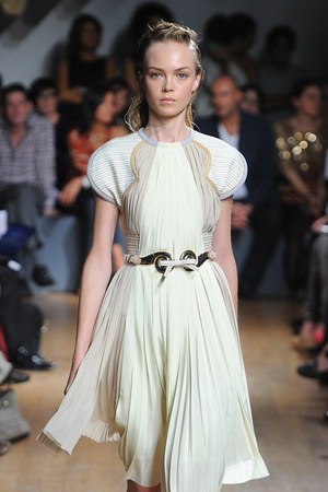 イタリアルネッサンスの美を閉じ込めた - アキラーノ・リモンディ 2012年春夏コレクション｜写真10