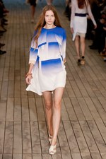 異素材を組み合わせてユニークなルックを演出　コムーン(COMMUUN)、2012年春夏コレクション｜写真11