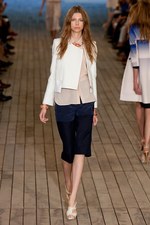 異素材を組み合わせてユニークなルックを演出　コムーン(COMMUUN)、2012年春夏コレクション｜写真13