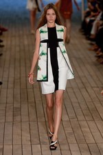 異素材を組み合わせてユニークなルックを演出　コムーン(COMMUUN)、2012年春夏コレクション｜写真22