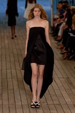 異素材を組み合わせてユニークなルックを演出　コムーン(COMMUUN)、2012年春夏コレクション｜写真26