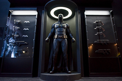 DCコミック｜バットマンの体感型イベントが六本木で開催、映画『スーサイド・スクワッド』衣装＆車が来日