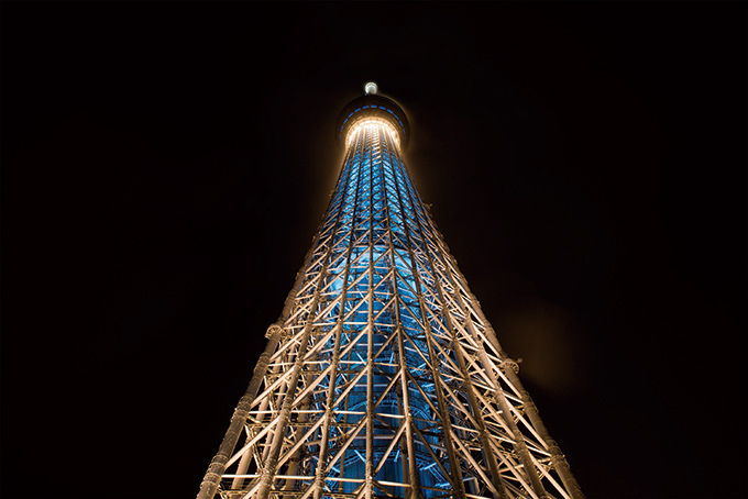 東京スカイツリータウン　見上げるビアガーデン、634個の風鈴に飾られた東京スカイツリー風鈴回廊も | 写真