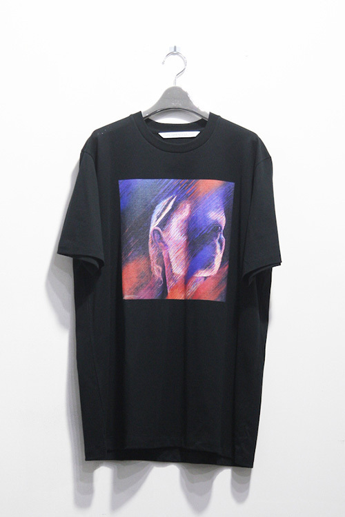 ジョン ローレンス サリバンとアディソン・カールのコラボTシャツ - 独特な色彩の作品をプリント | 写真