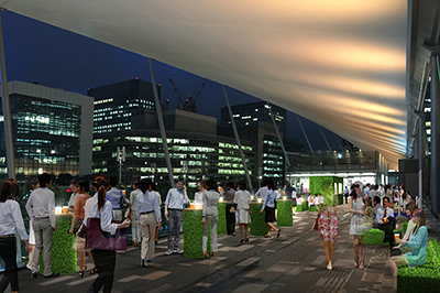 「グランルーフ ビアラウンジ」