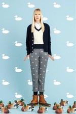 コエ×トム ブラウンのコラボコレクション、アヒルモチーフのジャケットやパンツなど｜写真5