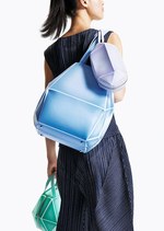 イッセイミヤケ、プリーツプリーズ美品 プリーツ プリーズ イッセイ ミヤケ／PLEATS PLEASE ISSEY