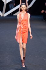 シックなカラーでスタイリッシュに贈る - ギ ラロッシュ(Guy Laroche) 2012年春夏コレクション｜写真12