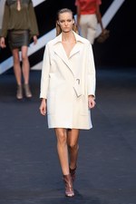 シックなカラーでスタイリッシュに贈る - ギ ラロッシュ(Guy Laroche) 2012年春夏コレクション｜写真15