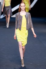 シックなカラーでスタイリッシュに贈る - ギ ラロッシュ(Guy Laroche) 2012年春夏コレクション｜写真24