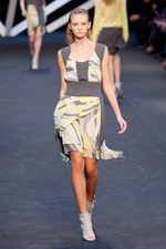 シックなカラーでスタイリッシュに贈る - ギ ラロッシュ(Guy Laroche) 2012年春夏コレクション｜写真28